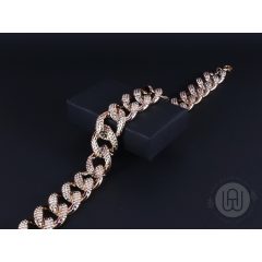 Nyaklánc hangsúlyos nagy szemekkel két oldallal