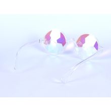 Napszemüveg, Beatrice