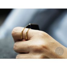 Gyűrű arany színű kétsoros 