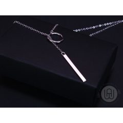 Nyaklánc kör és pálcika motívummal