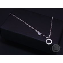 Nyaklánc hatszög medállal