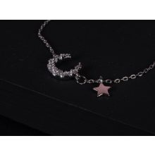 Karkötő hold és csillag medállal