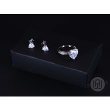 Szett ezüst gyűrű, fülbevaló szív köves halo díszítéssel