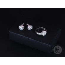 Szett ezüst gyűrű, fülbevaló kerek köves pave halo díszítéssel