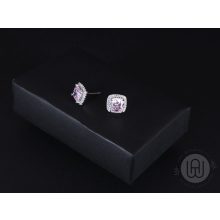 Fülbevaló ezüst rózsaszín kővel pave halo díszítéssel