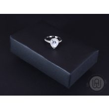 Gyűrű ezüst csepp alakú pave halo díszítéssel