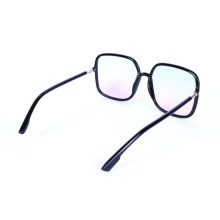 Napszemüveg, Rachel