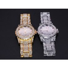 Karóra nagy köves szíjjal micro pave díszítéssel
