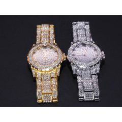 Karóra nagy köves szíjjal micro pave díszítéssel