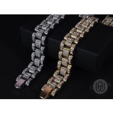 Karkötő iced out díszítéssel, óraszíj lánccal