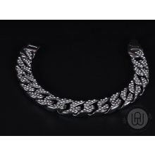 Karkötő iced out ovális szemmel ezüst színben