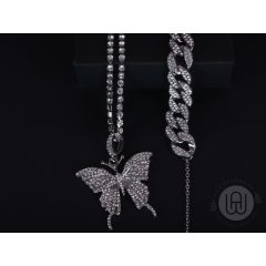   Nyaklánc, iced out kivitelben, pillangós medállal ezüst színben