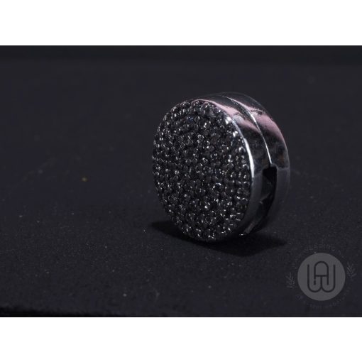 Klip, káprázatos elegancia