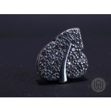 Klip, szikrázó falévél