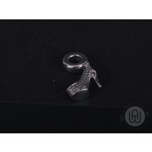 Charm, pavé magassarkú