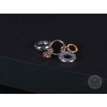 Charm, tripla logó függő