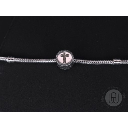 Charm, faith, kereszttel