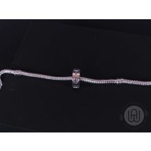 Charm, rózsaszín szívek klip