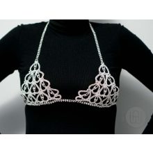 Testlánc, ezüst színű, köves melldísz