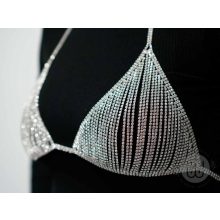 Testlánc, ezüst színű függő melldísz