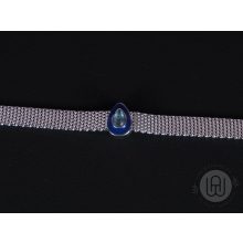 Klip, szikrázó kék esőcsepp