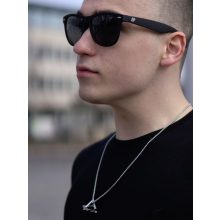 Nyaklánc, háromszög négyzettel