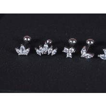 Fül piercing, szirmok, ezüst színben