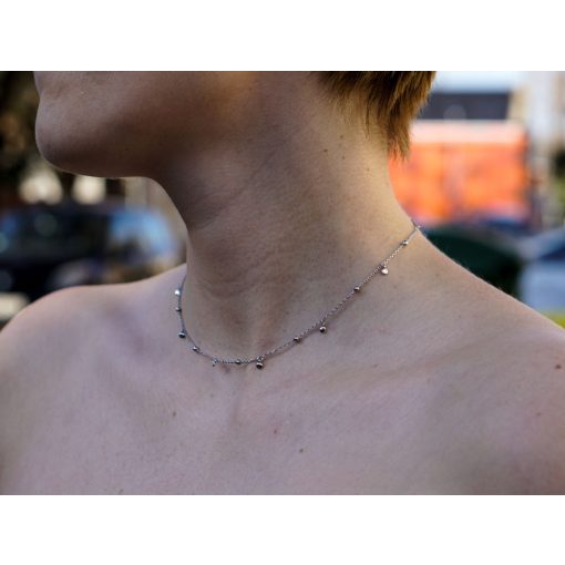 Nyaklánc, gömbökkel, 2 színben