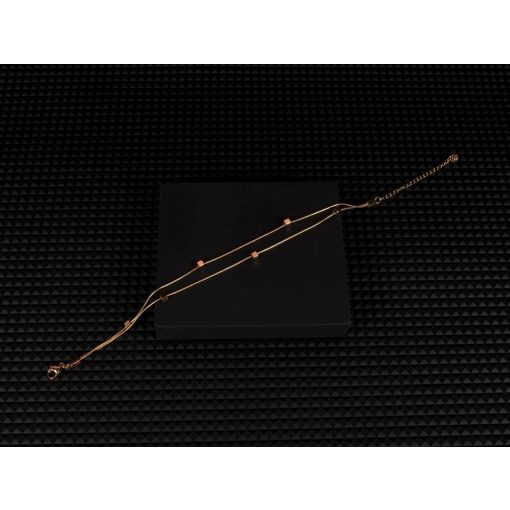 Bokalánc, ezüst, kocka medálos