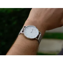 Karóra, quartz fém szíjas WRG 4 féle színben