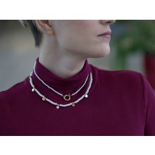 Nyaklánc, gyöngy és arany kapoccsal