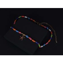 Nyaklánc, szines gyöngyök és csillag