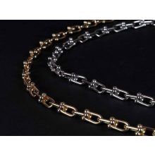 Nyaklánc, U alakú láncszemekkel 2 színben