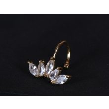 Fülgyűrű, arany és ezüst színben szirmok