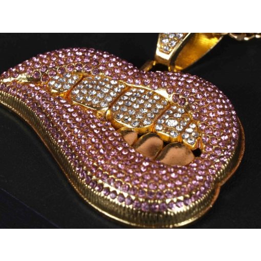 Medál, iced out ajkak