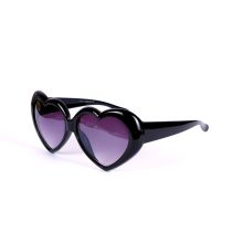 Napszemüveg, Lovely