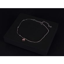 Bokalánc, szerencse medállal