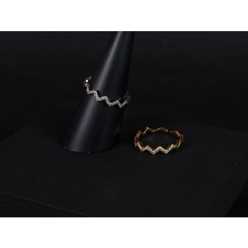 Gyűrű, vékony szabálytalan ívben 2 színben