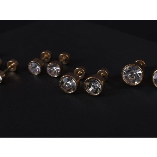 Kényelmes fülbevaló, 5 méretben, zárt kővel arany színben