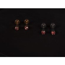 Kényelmes fülbevaló 2 féle színben, rózsaszín kővel