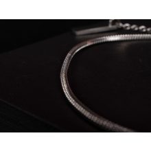 Karkötő, szögletes kígyólánc