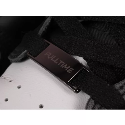Egyedi gravírozható shoelace tag (cipőbiléta)