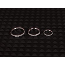 Sor köves ezüst színű szegmens karika piercing