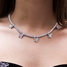 Icey with butterfly - SIlver nemesacél nyaklánc iced out köves pillangó medállal